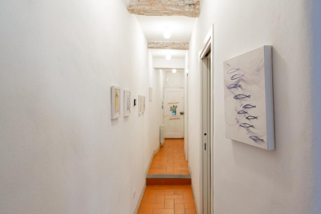 Graceful Apartment In The Heart Of Флоренція Екстер'єр фото